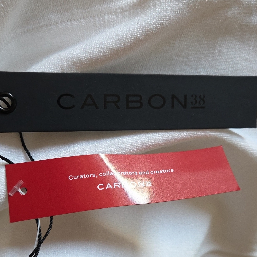 Carbon38 Crossover Sweater - Picture 8 of 9